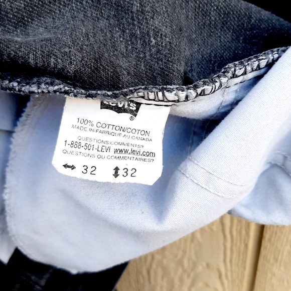 Levi Black Vintage Boyfriend Mom Jeans - Picture 6 of 7